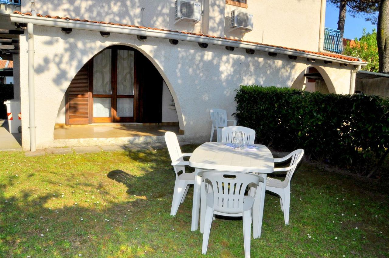 Villa Rosina Bibione Buitenkant foto