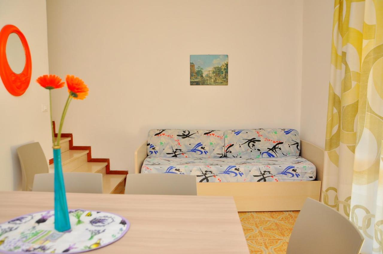 Villa Rosina Bibione Buitenkant foto